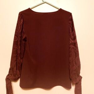 Maroon blouse with wrist ties Med